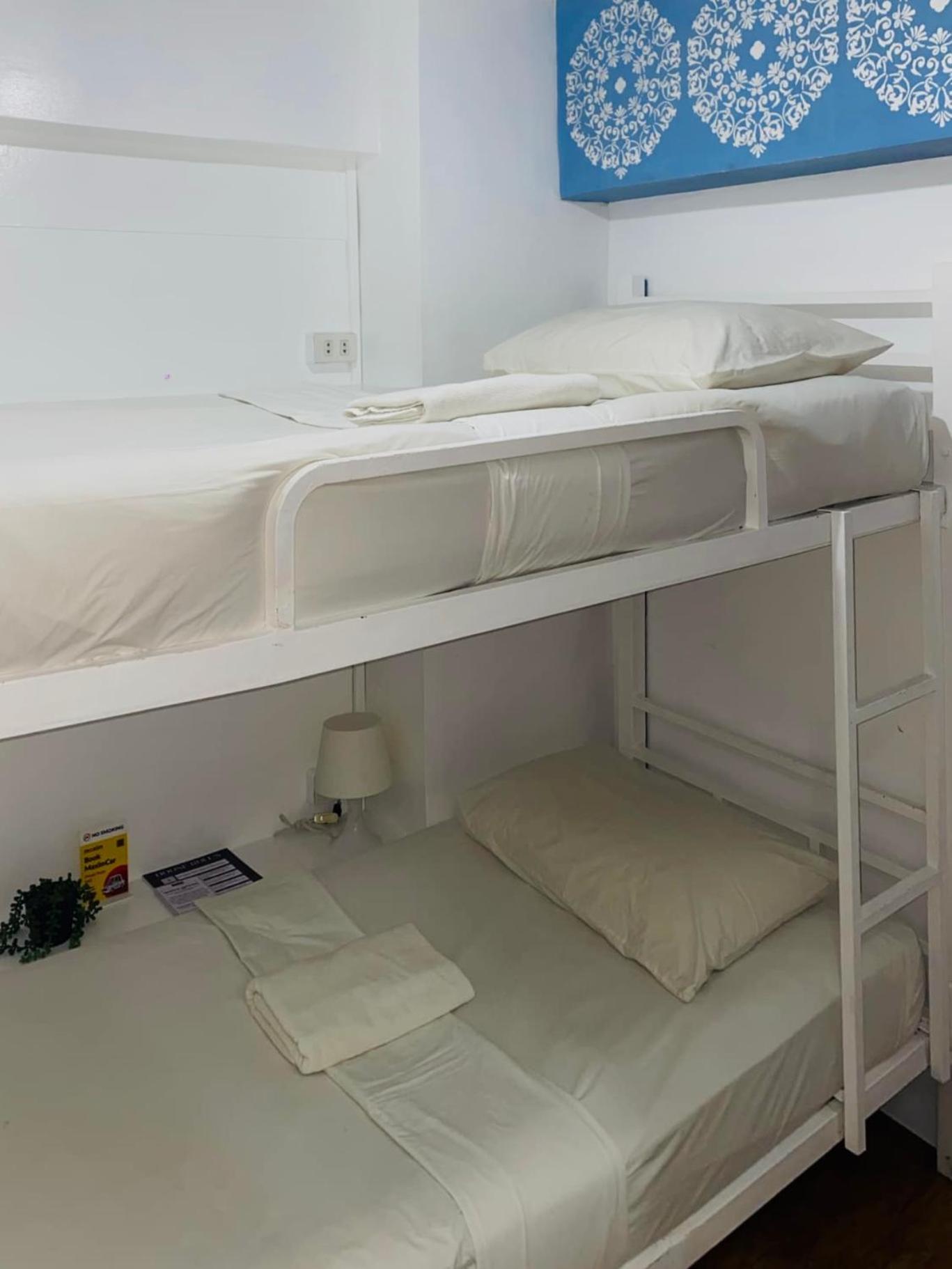 Urban Inn Iloilo Rum bild